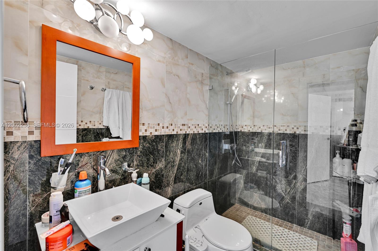 PARKER PLAZA CONDO ESTATE - Residential Lease