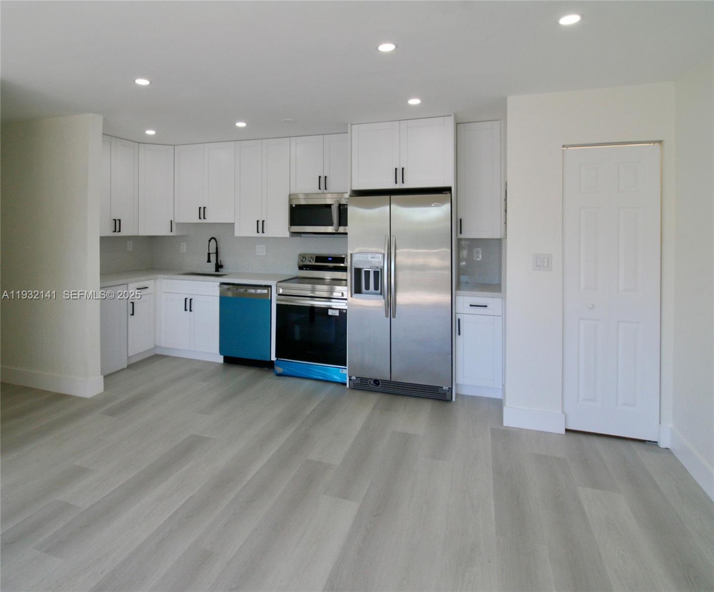 DORAL GARDENS CONDO - Residential Lease