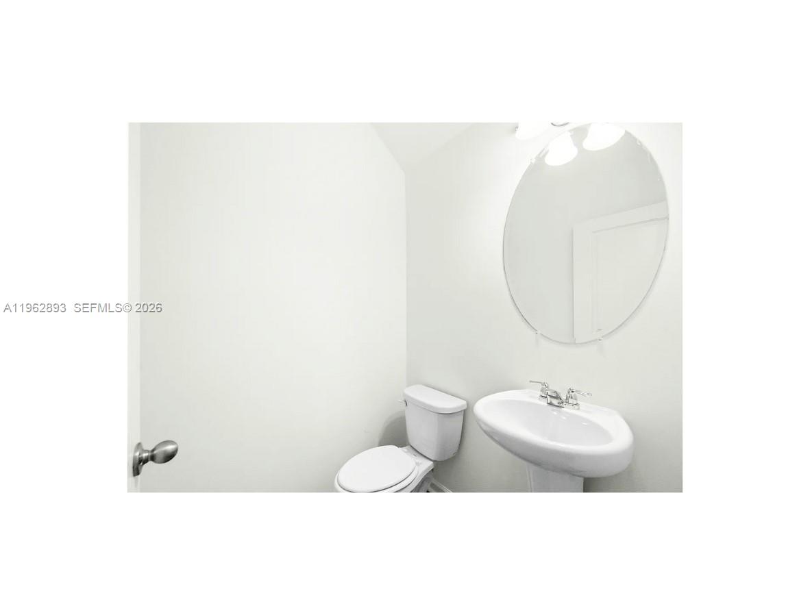 TRELLISES 3 CONDO - Residential