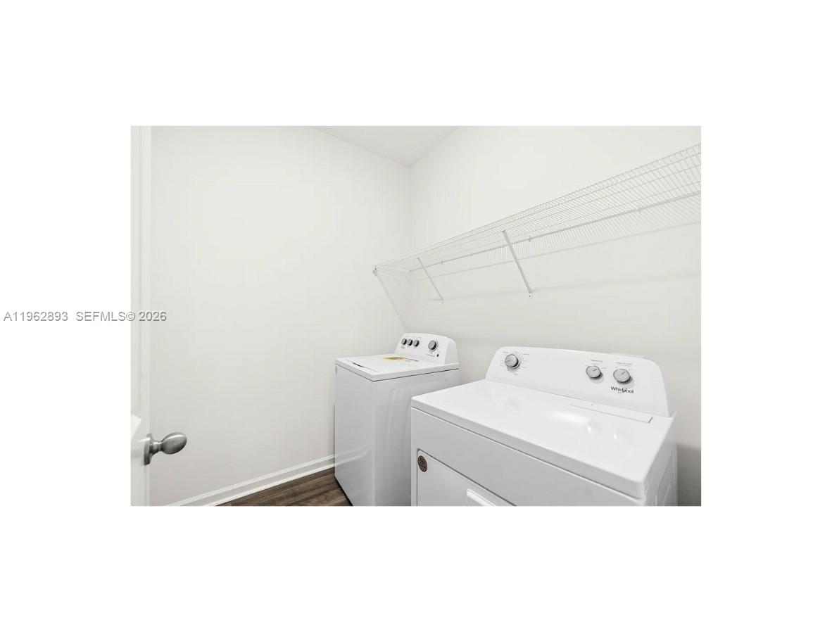 TRELLISES 3 CONDO - Residential