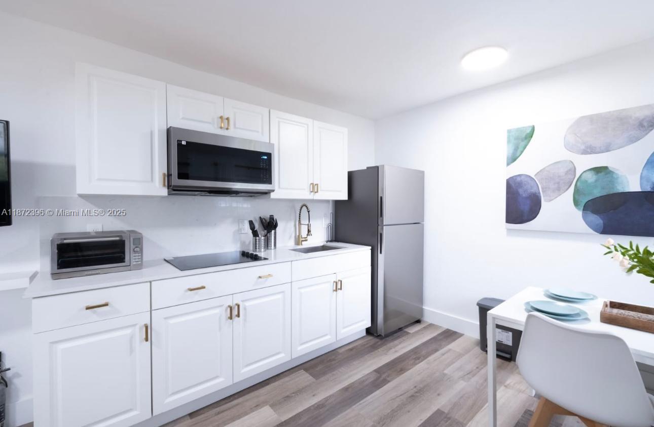 Newly remodeled one-bedroom apartment with a modern kitchen, stylish living area, and luxurious bathroom. Fully furnished with brand new amenities. Perfect urban retreat in a vibrant neighborhood. Perfect for a single person or a couple. The property was just remolded. INTERNET, FPL. WATER, SEWER, LANDSCAPING is $100 extra per month. Ready to move in, just bring your luggage. Schedule a viewing today.