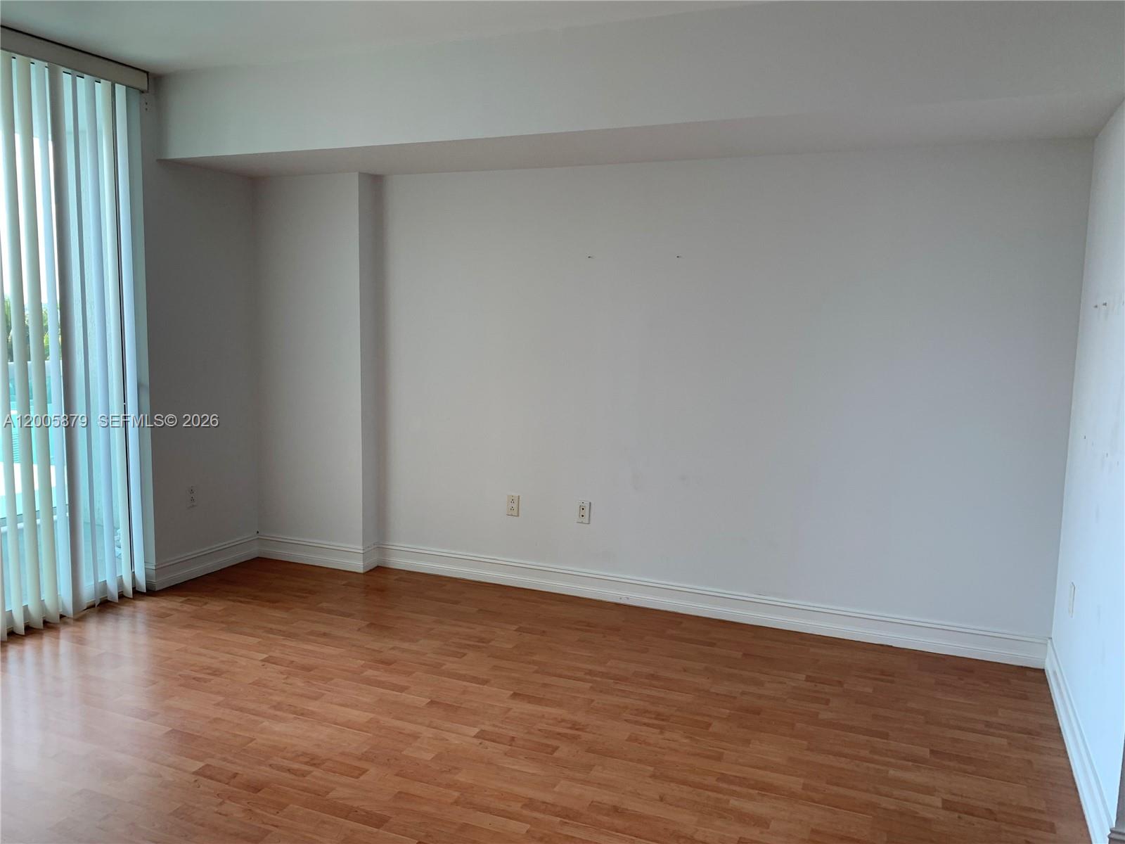 1800 CLUB CONDO - Residential Lease