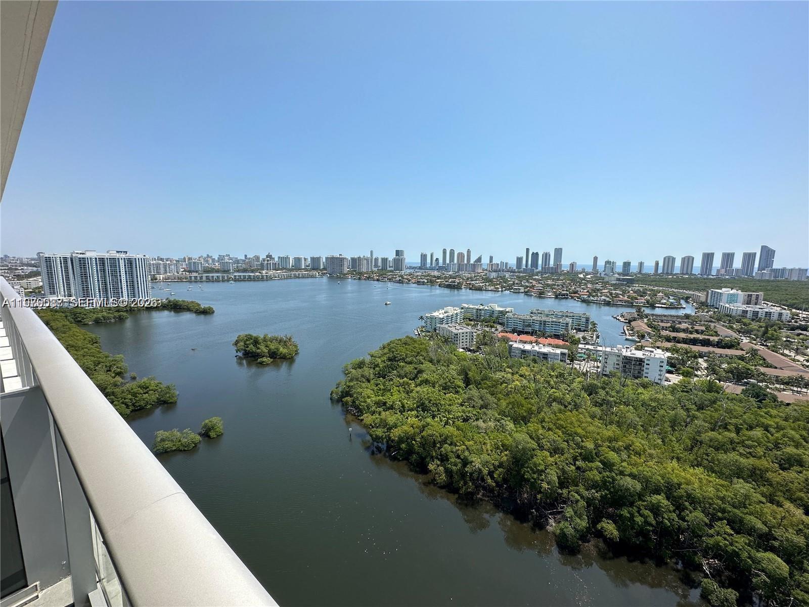 THE HARBOUR SOUTH CONDO - Residential Lease