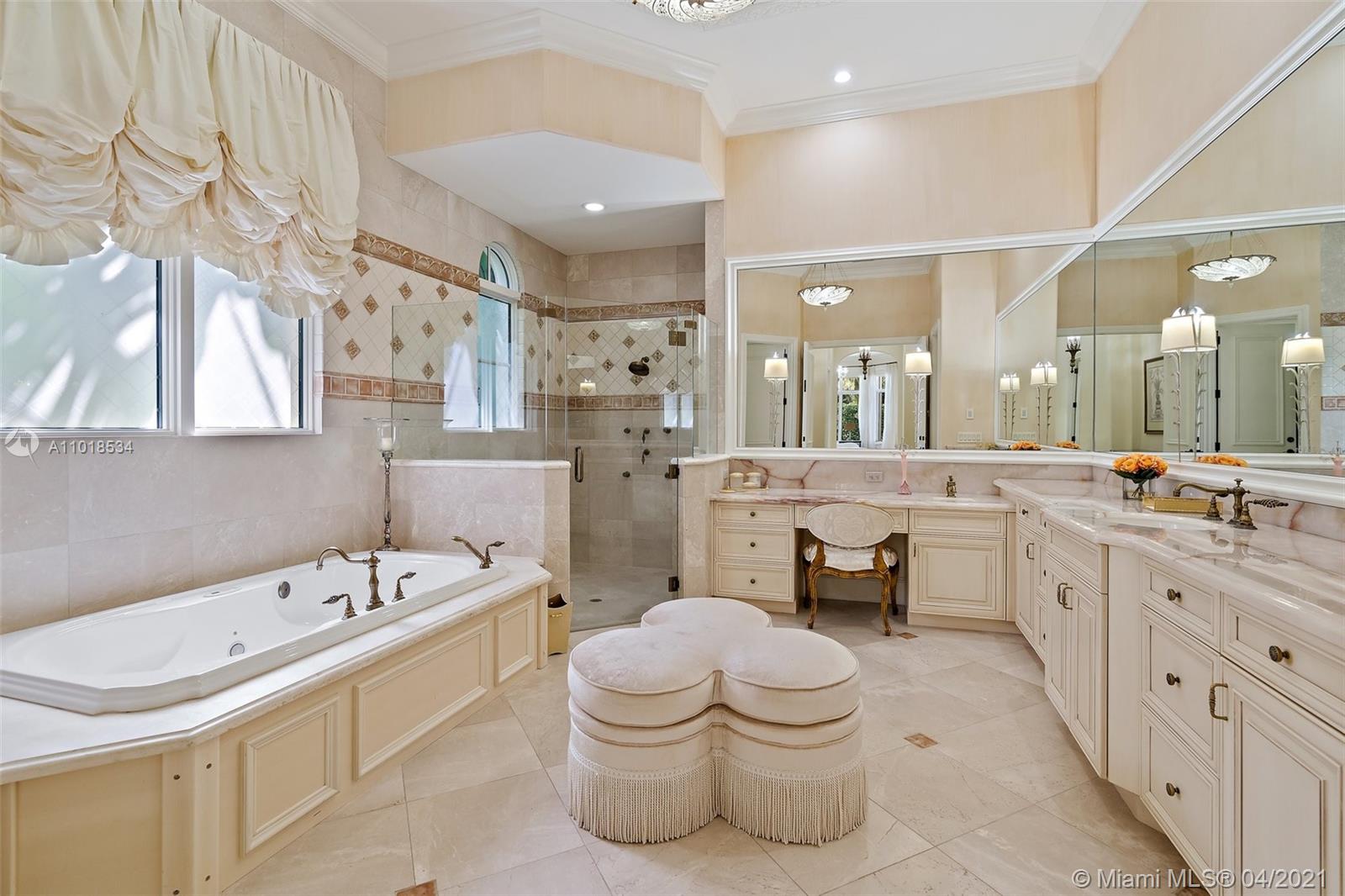 OLD PALM 4 - Residential