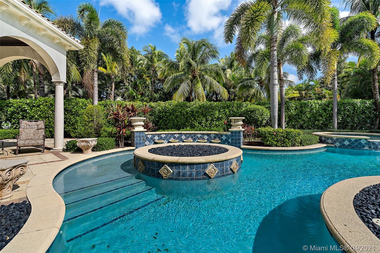 OLD PALM 4 - Residential