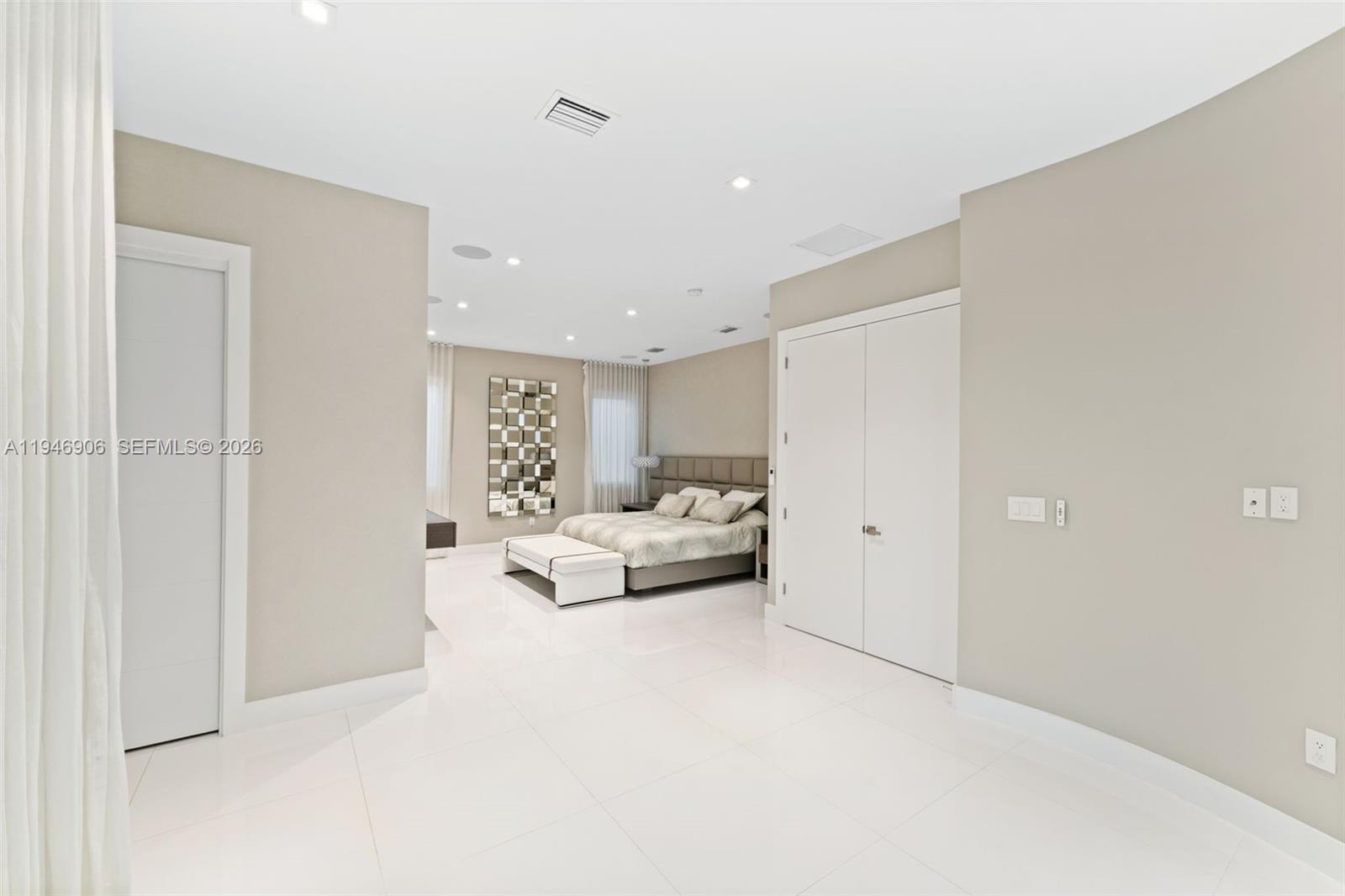 GRAND FLORIDIAN ESTATES - Residential