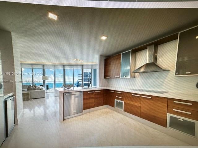 THE RESIDENCES AT THE BAT - Residential