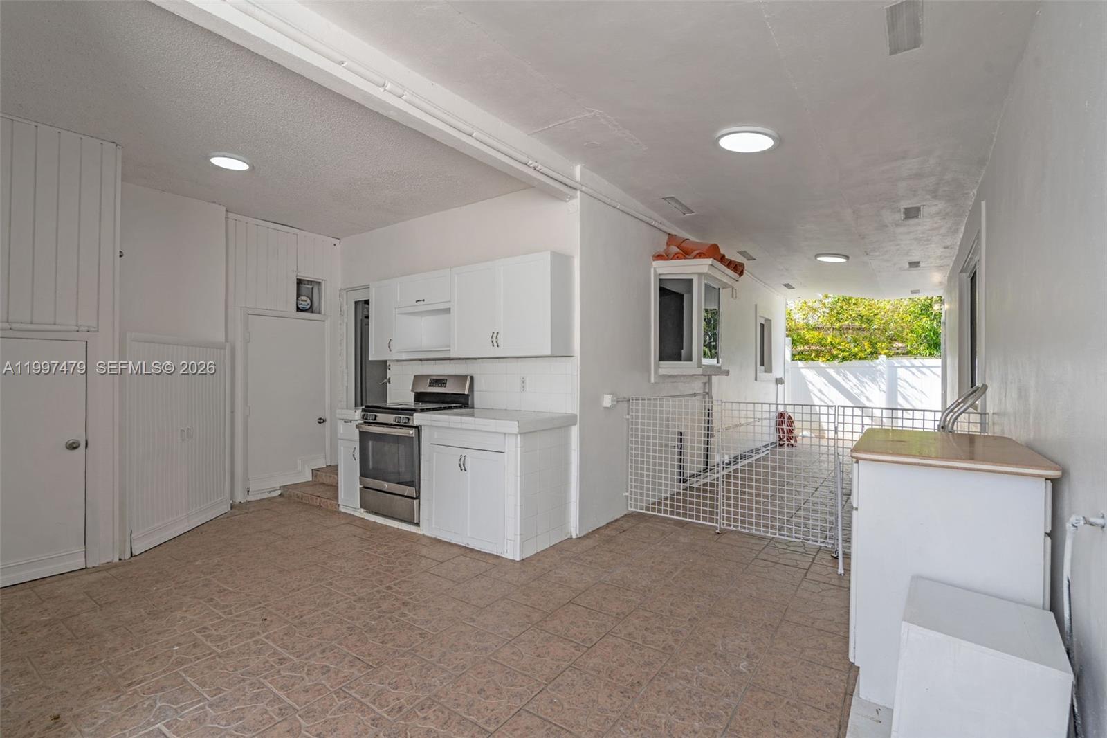 FLAGLER SUN HOMES - Residential Lease