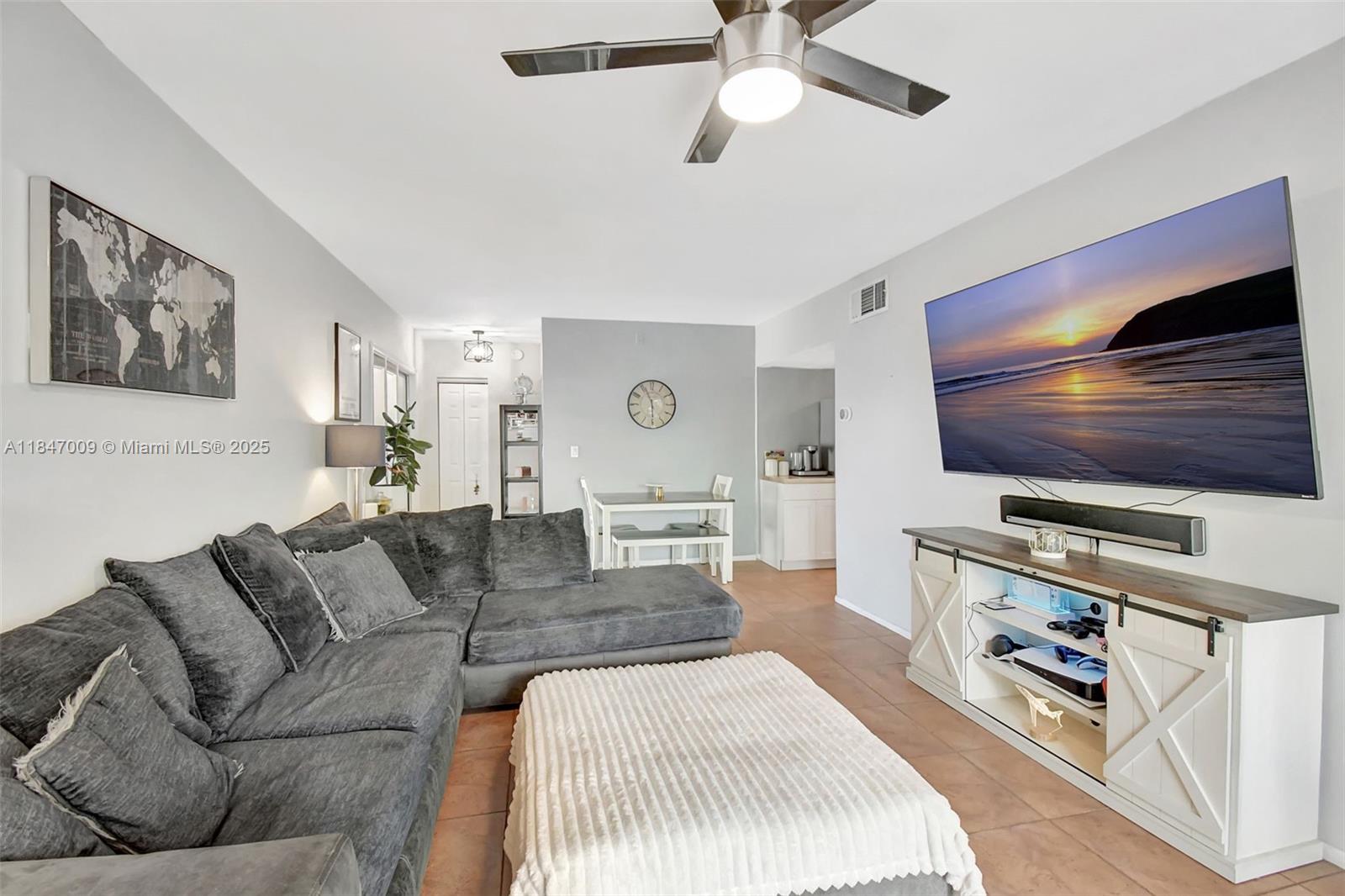 GABLE ARMS CONDO - Residential