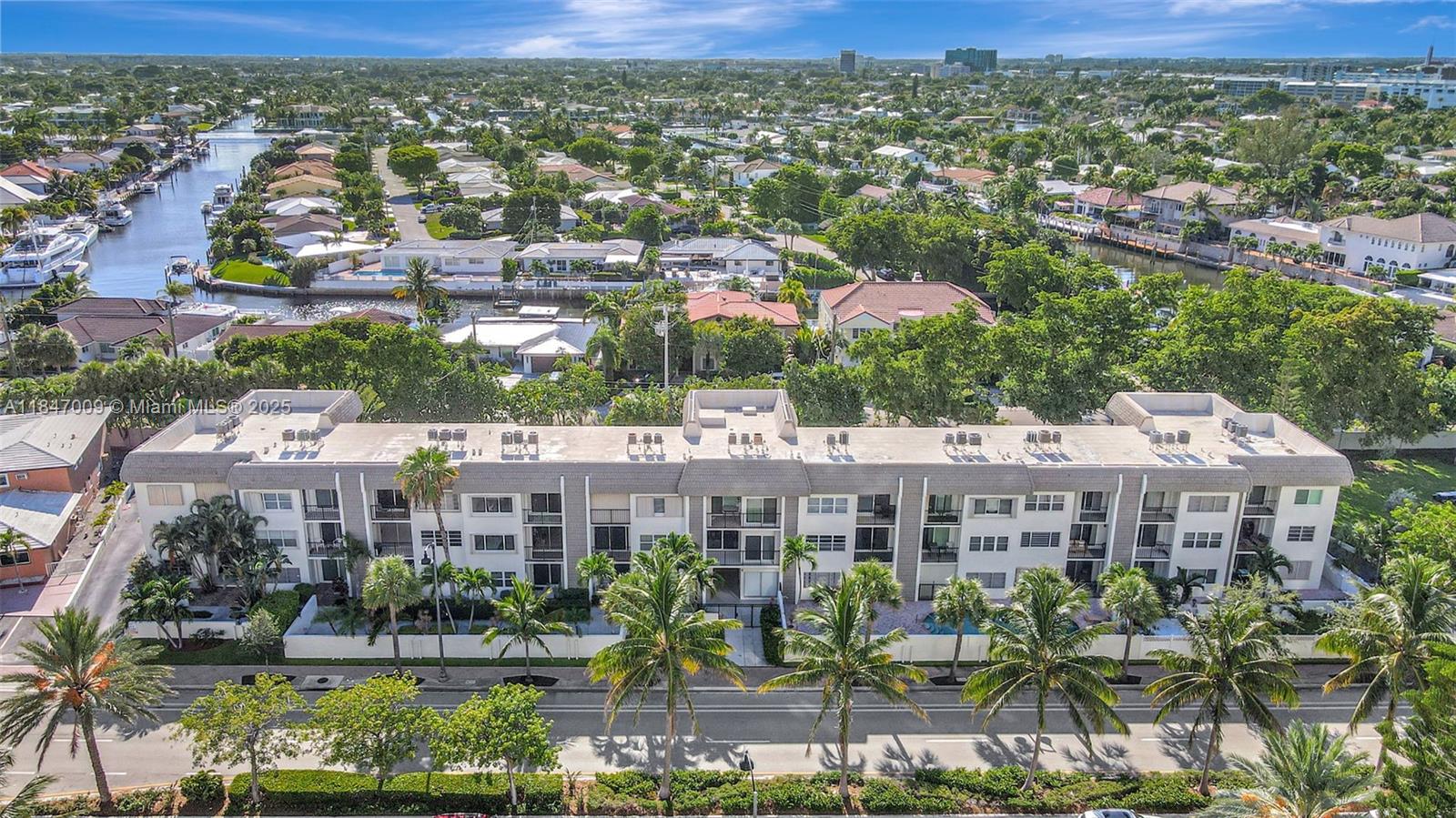 4143 N Ocean Blvd 211