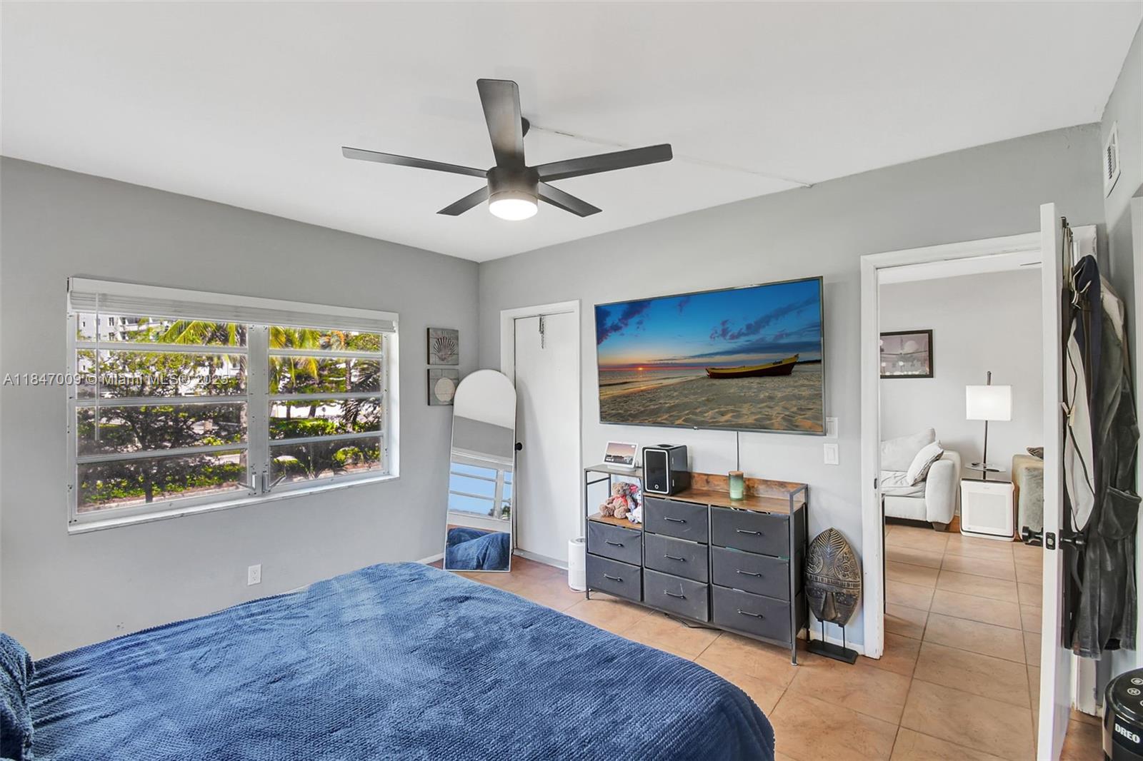 GABLE ARMS CONDO - Residential