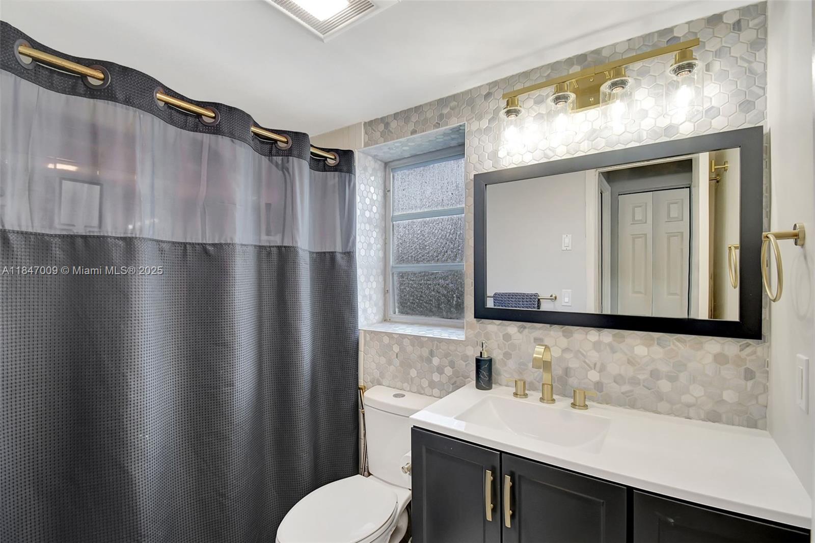 GABLE ARMS CONDO - Residential