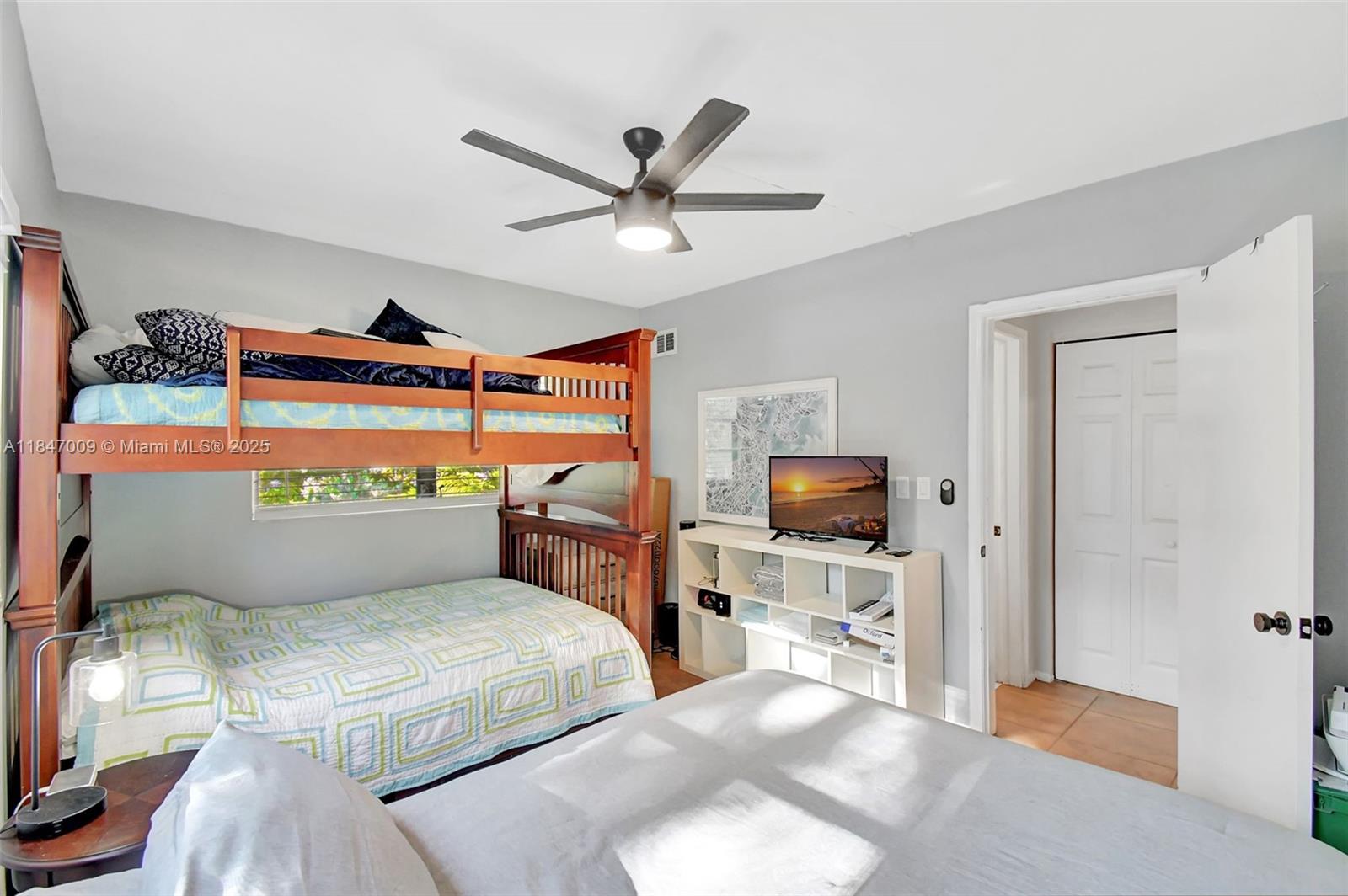 GABLE ARMS CONDO - Residential