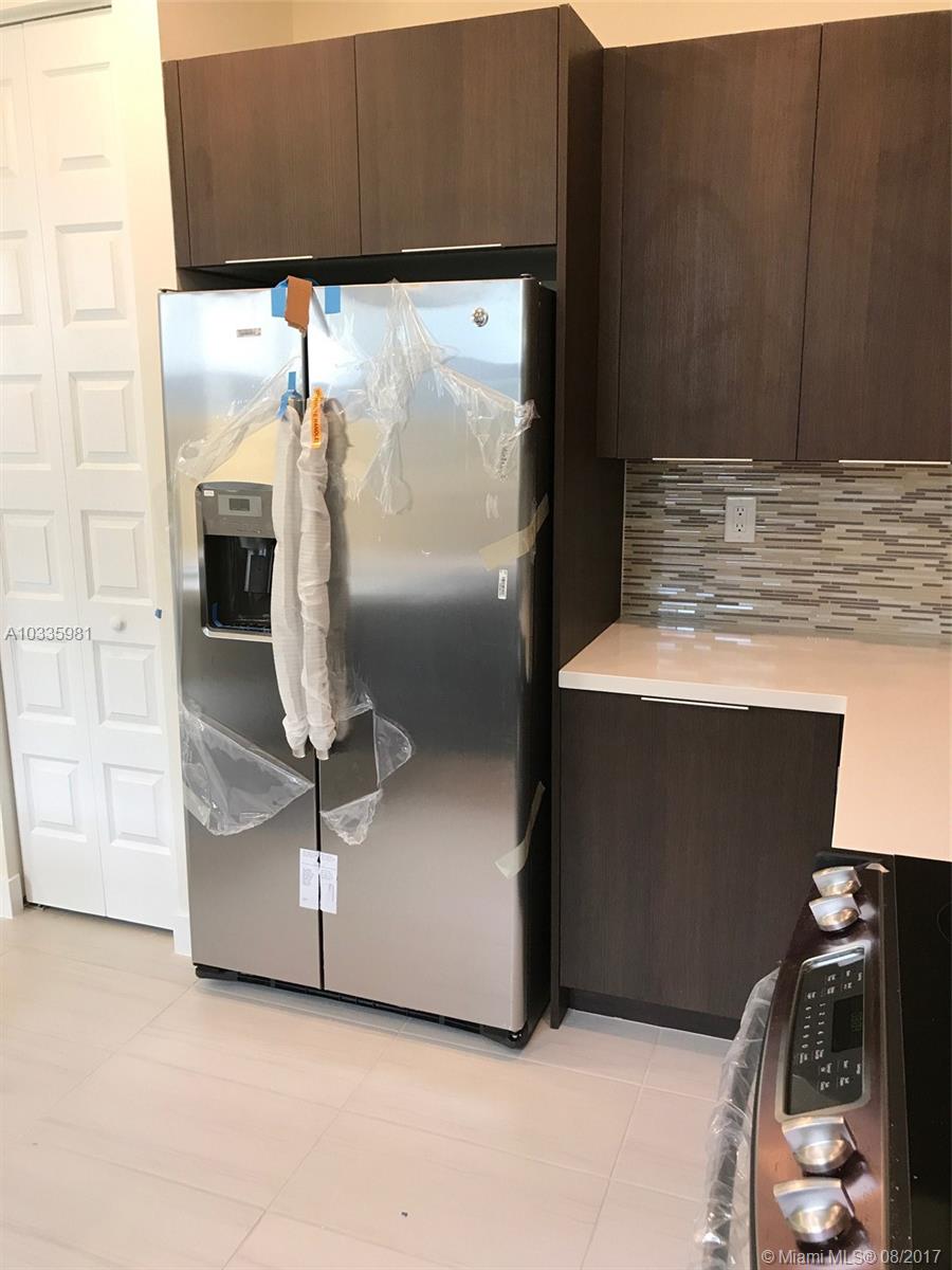 Summit at Park Central - Residential Lease