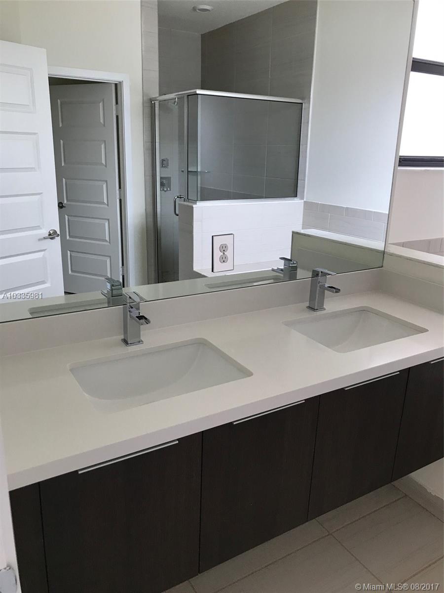 Summit at Park Central - Residential Lease