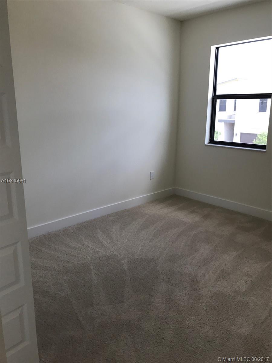 Summit at Park Central - Residential Lease