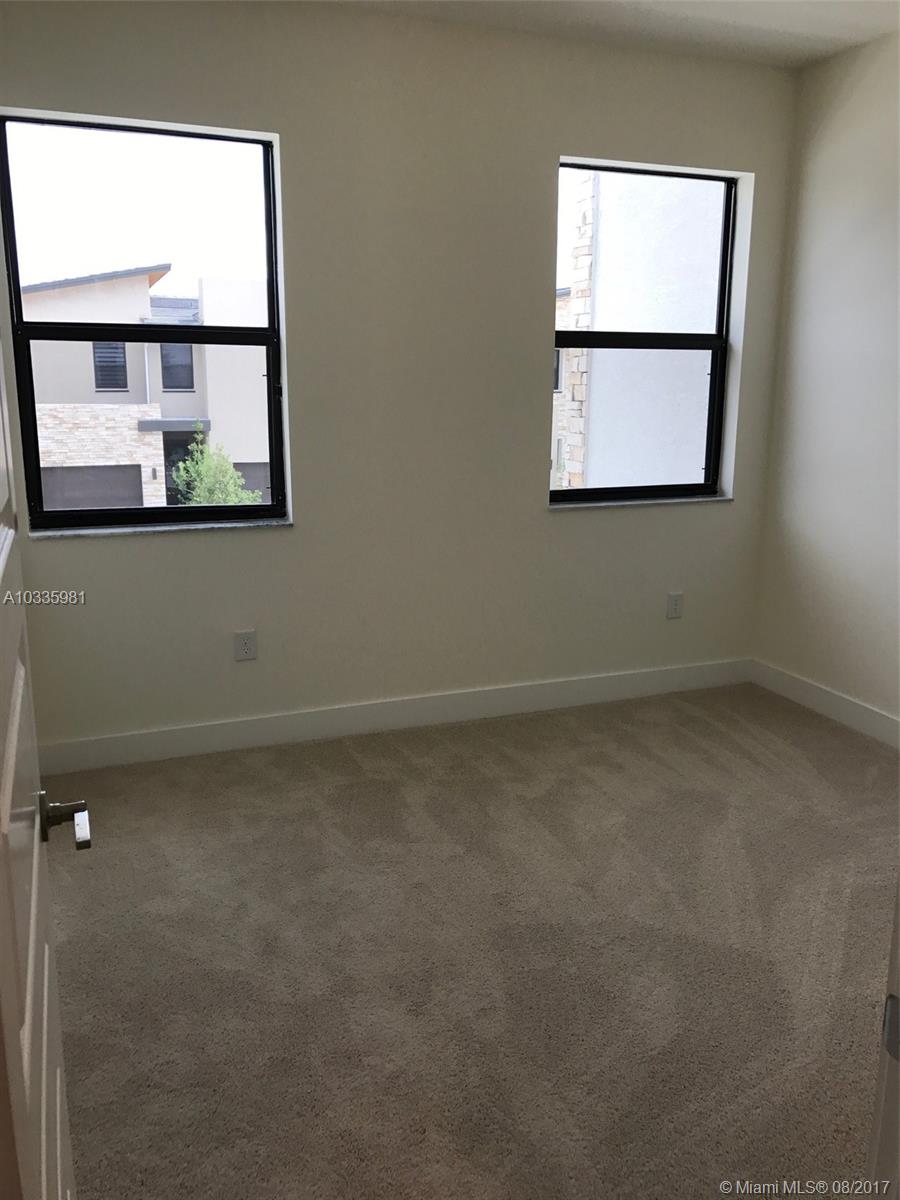 Summit at Park Central - Residential Lease