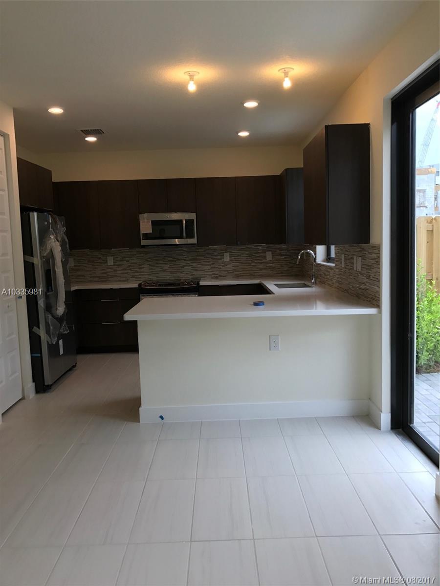 Summit at Park Central - Residential Lease