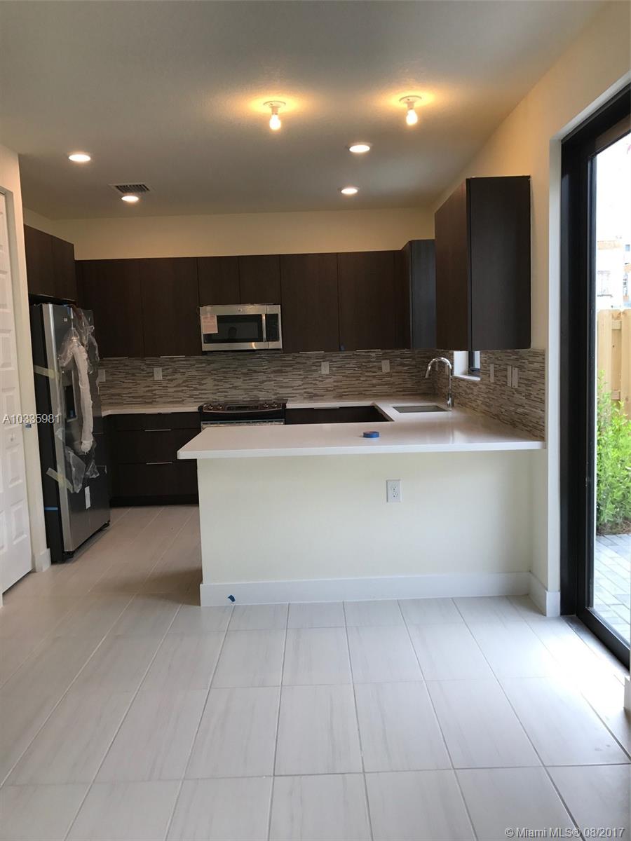 Summit at Park Central - Residential Lease
