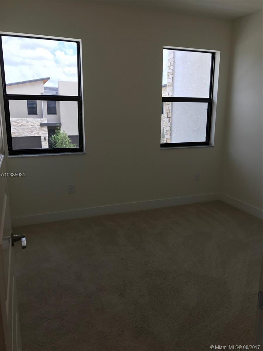 Summit at Park Central - Residential Lease