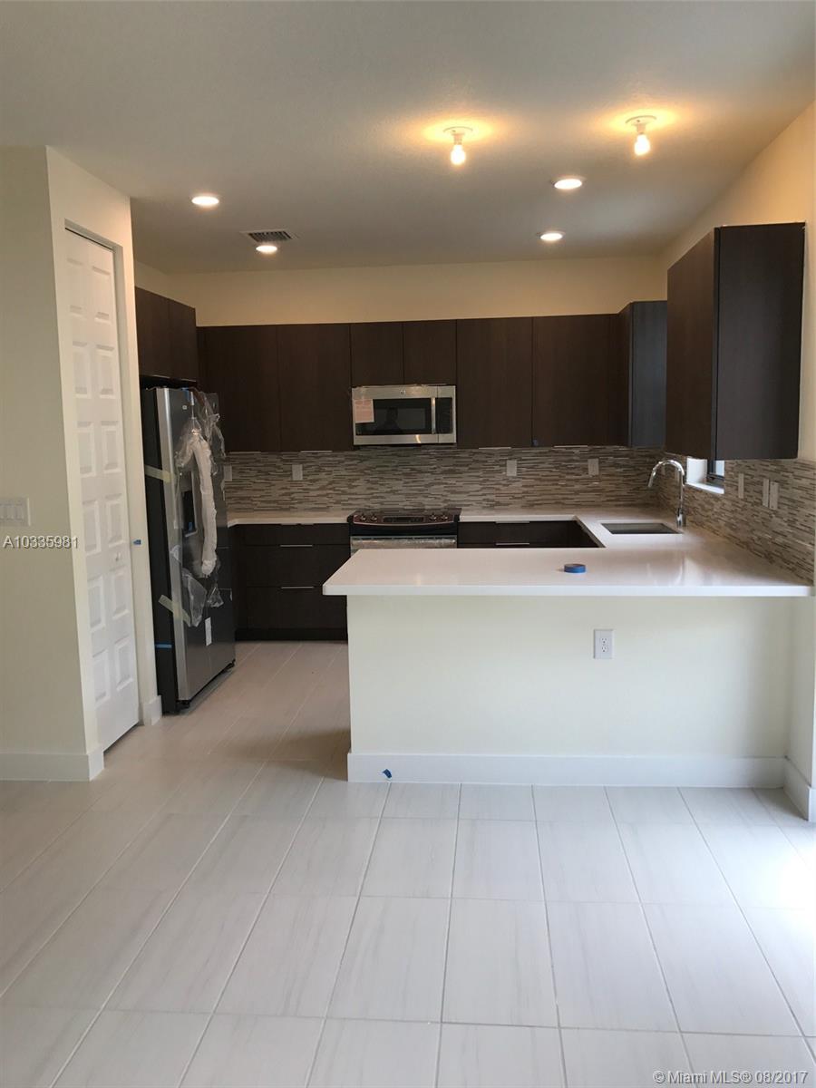 Summit at Park Central - Residential Lease