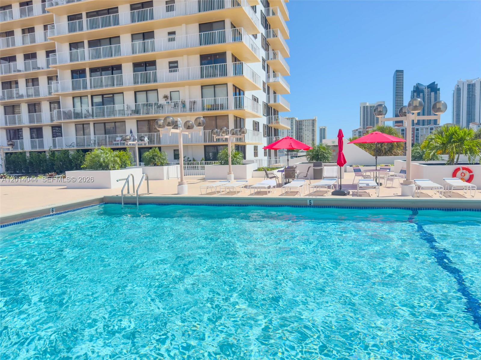 WINSTON TOWERS 700 CONDO - Residential Lease