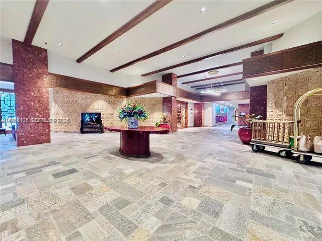 JOCKEY CLUB III CONDO - Residential