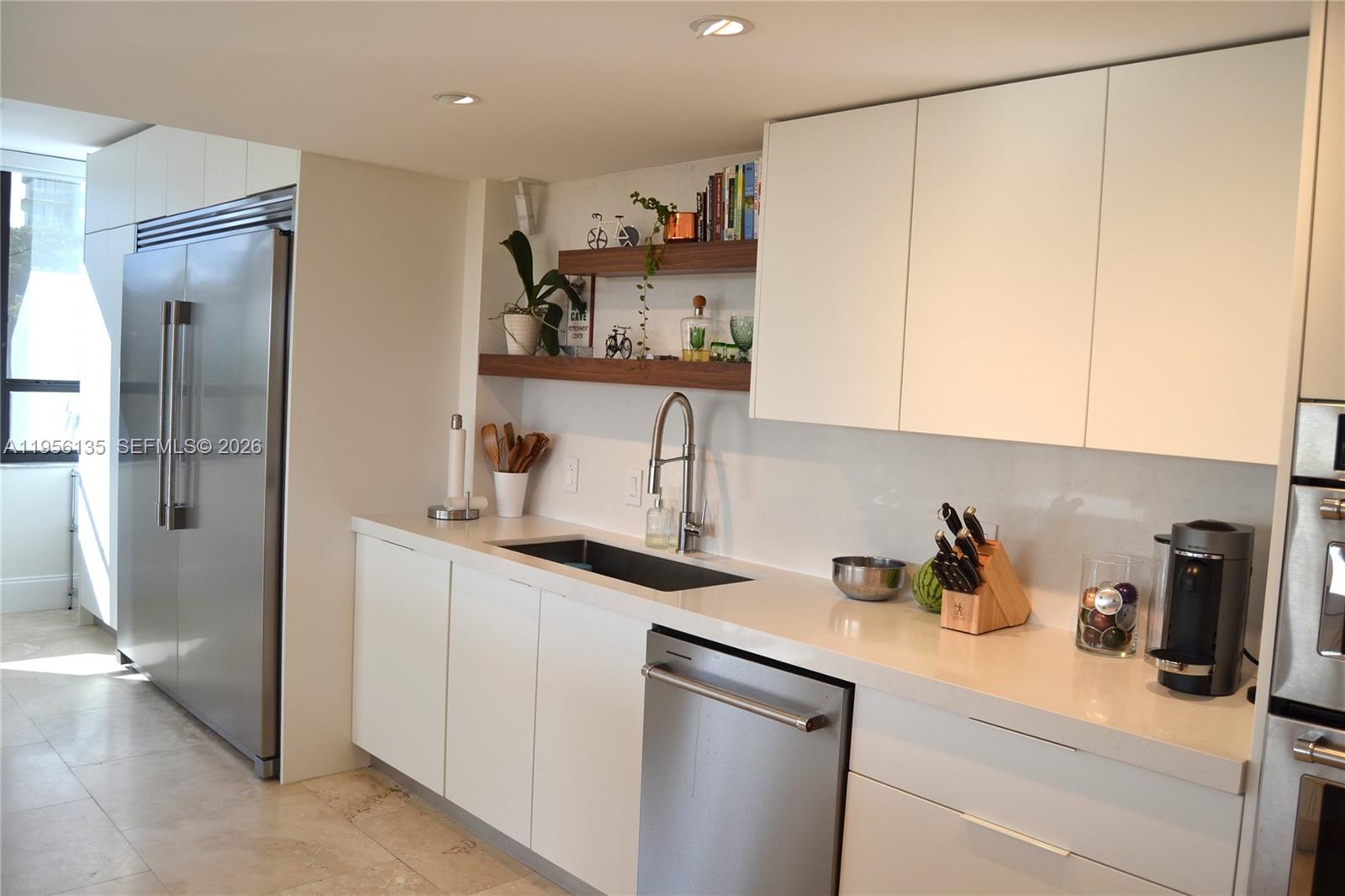 JOCKEY CLUB III CONDO - Residential