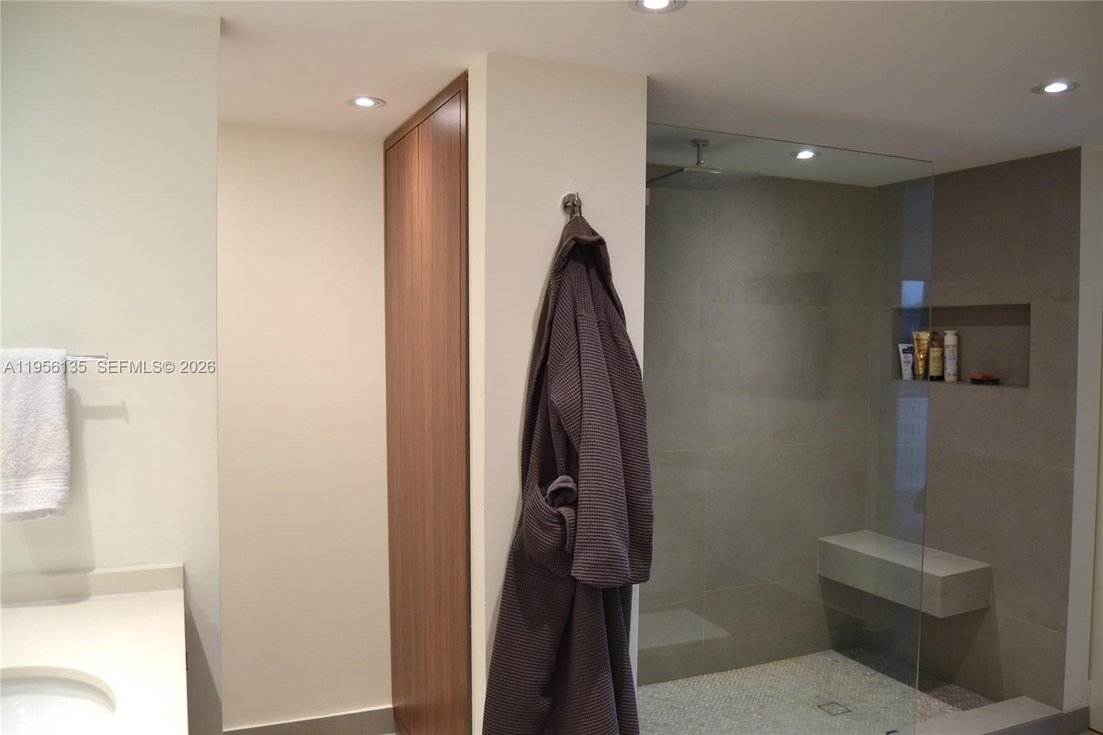 JOCKEY CLUB III CONDO - Residential