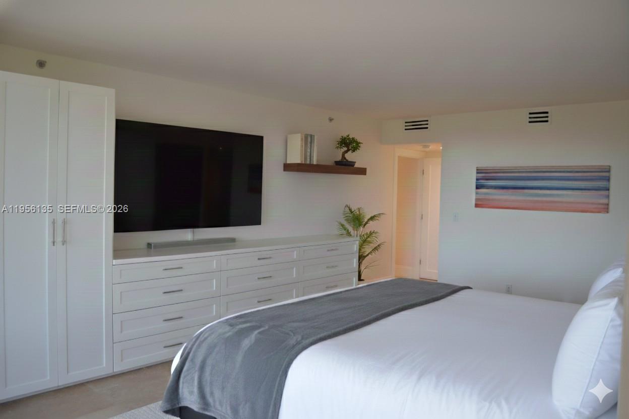 JOCKEY CLUB III CONDO - Residential