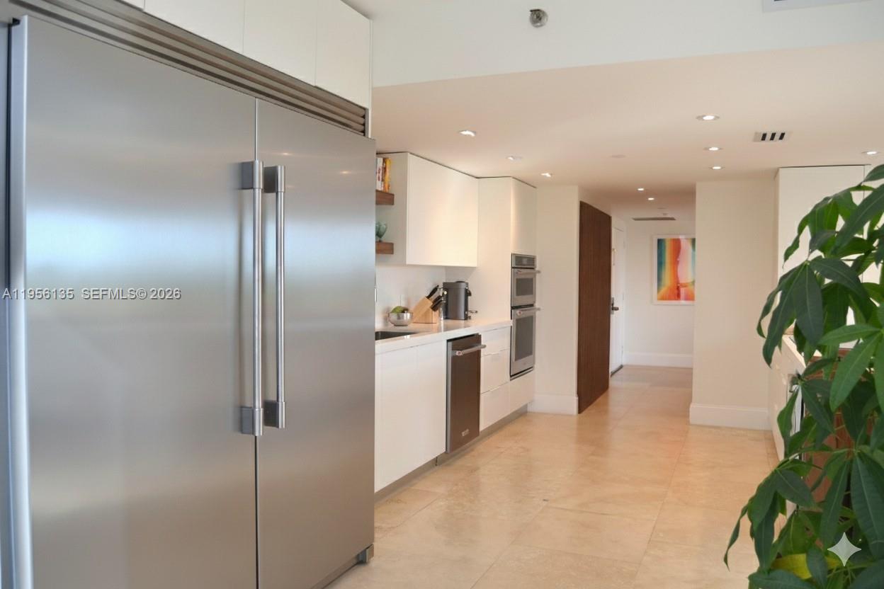 JOCKEY CLUB III CONDO - Residential