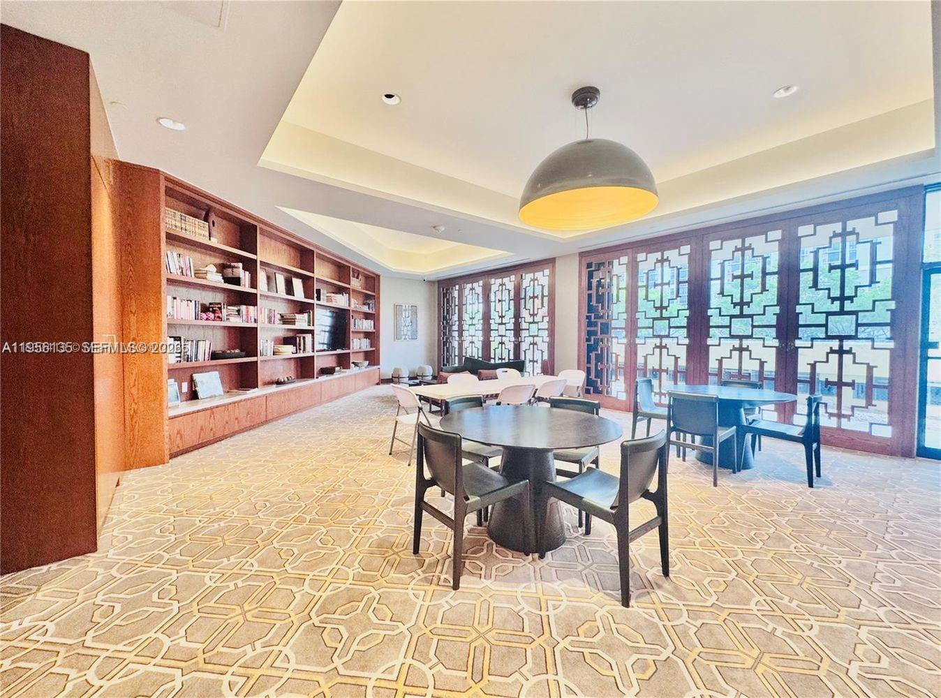 JOCKEY CLUB III CONDO - Residential