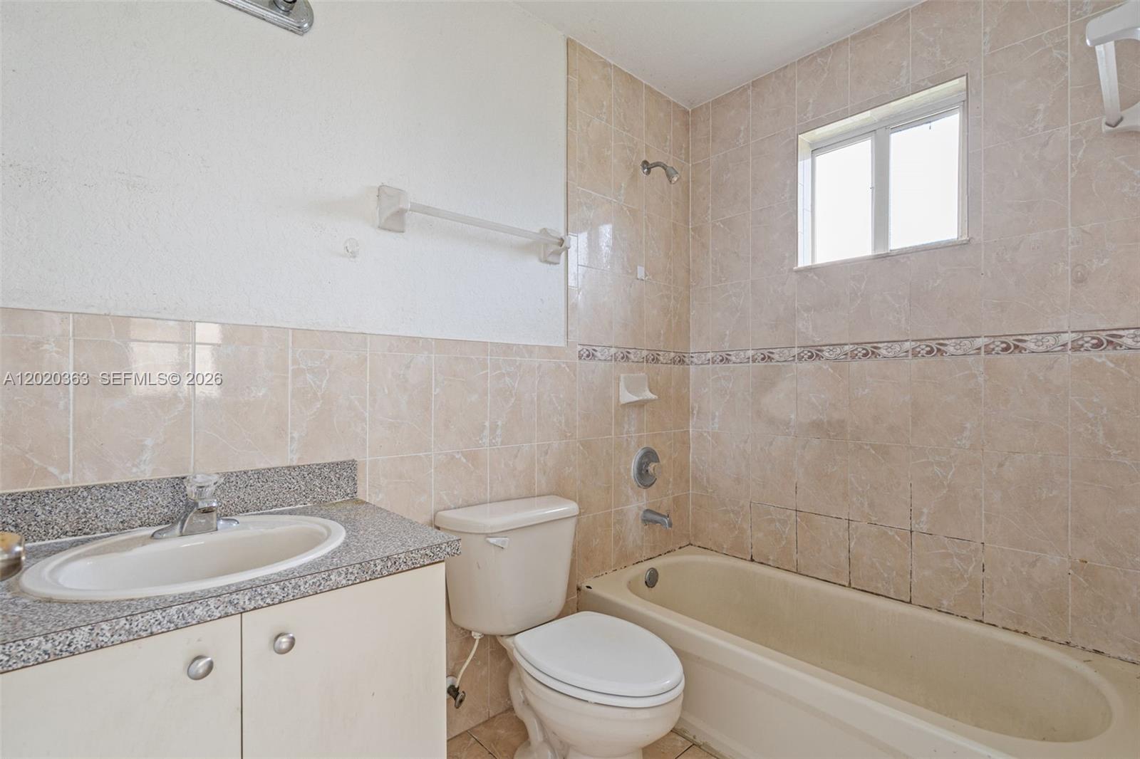 KINGS ESTATES - Residential