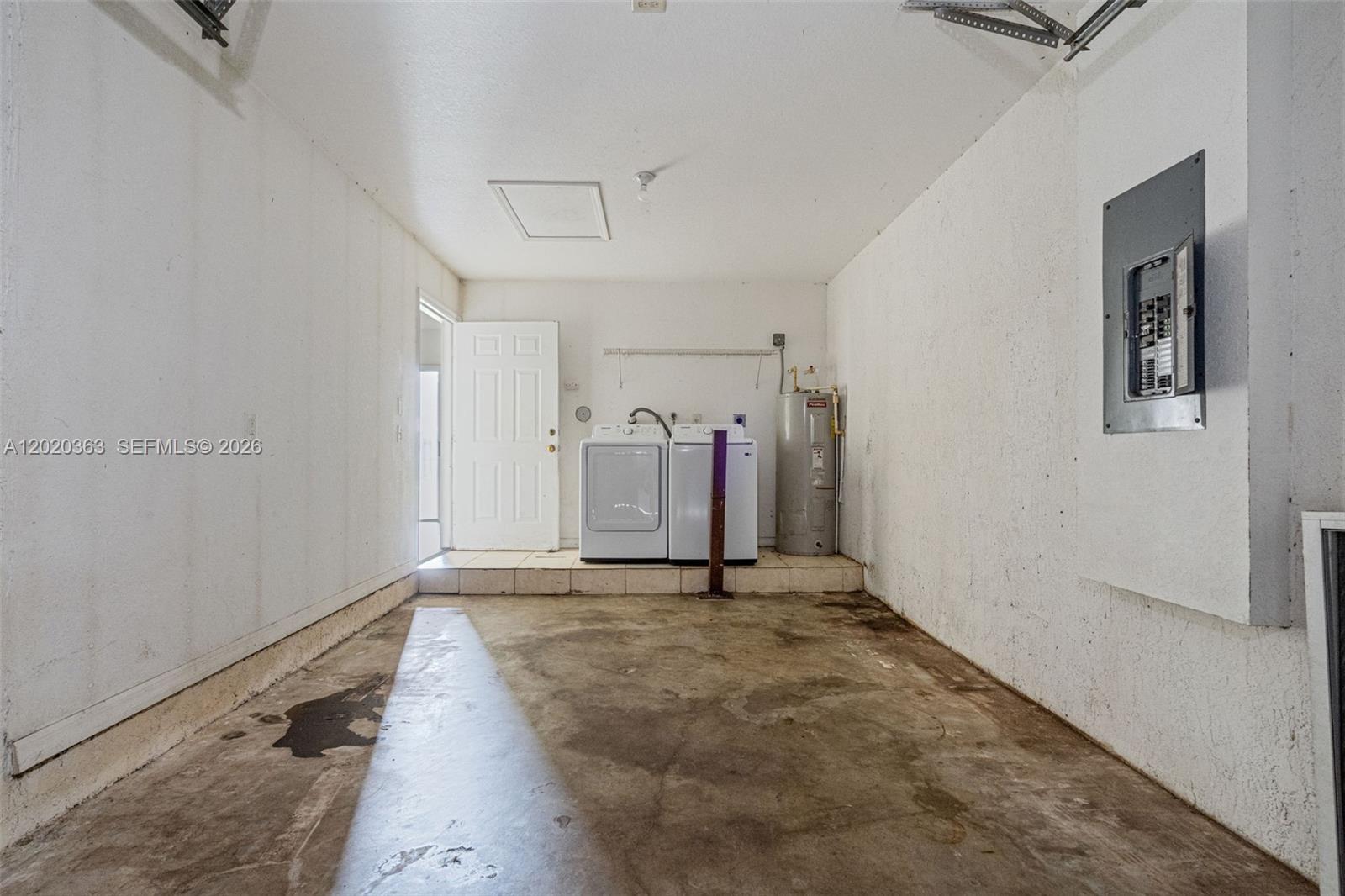 KINGS ESTATES - Residential
