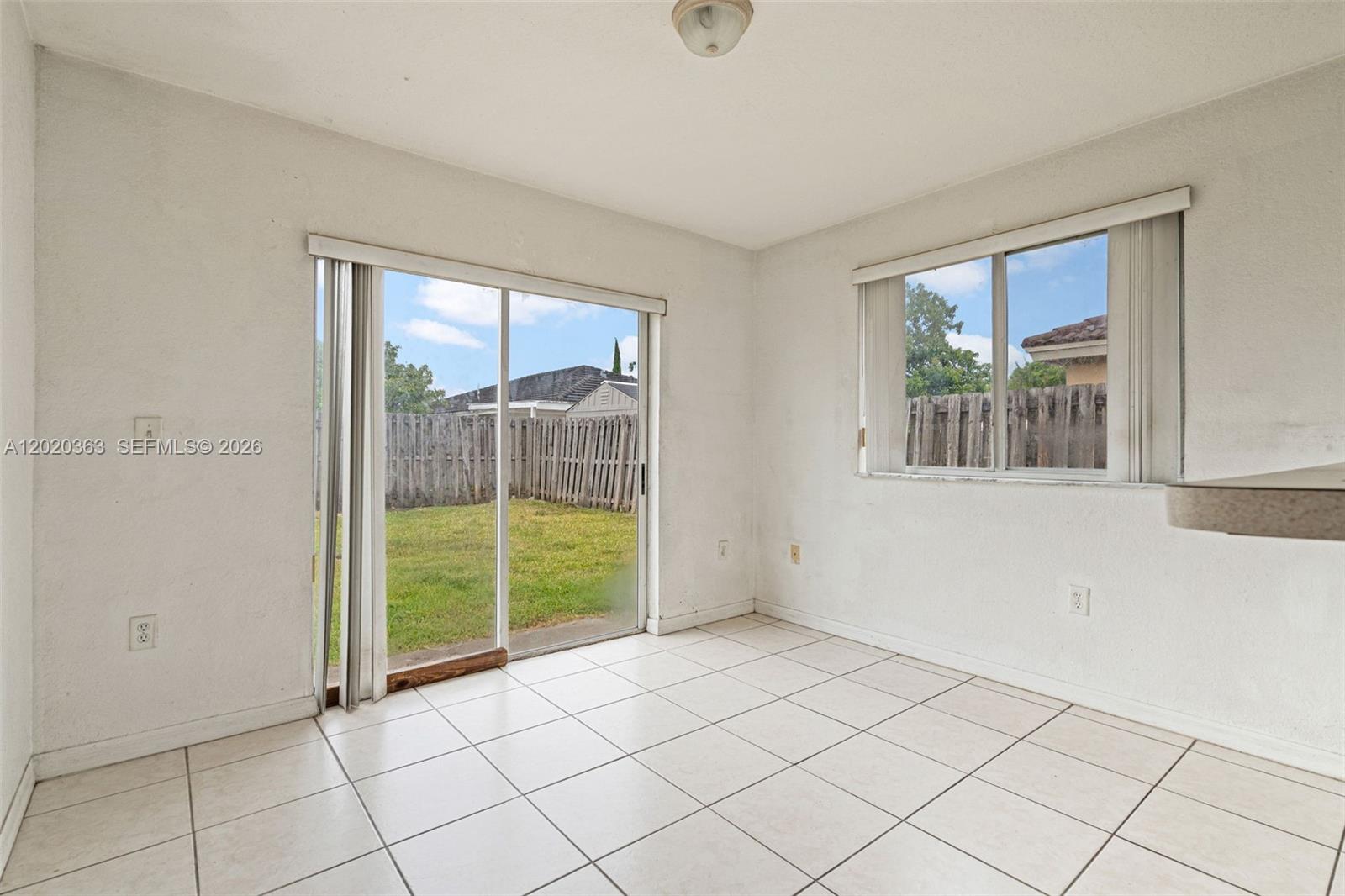KINGS ESTATES - Residential