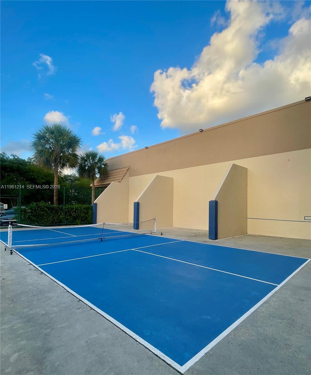BONAVENTURE LAKES - Residential