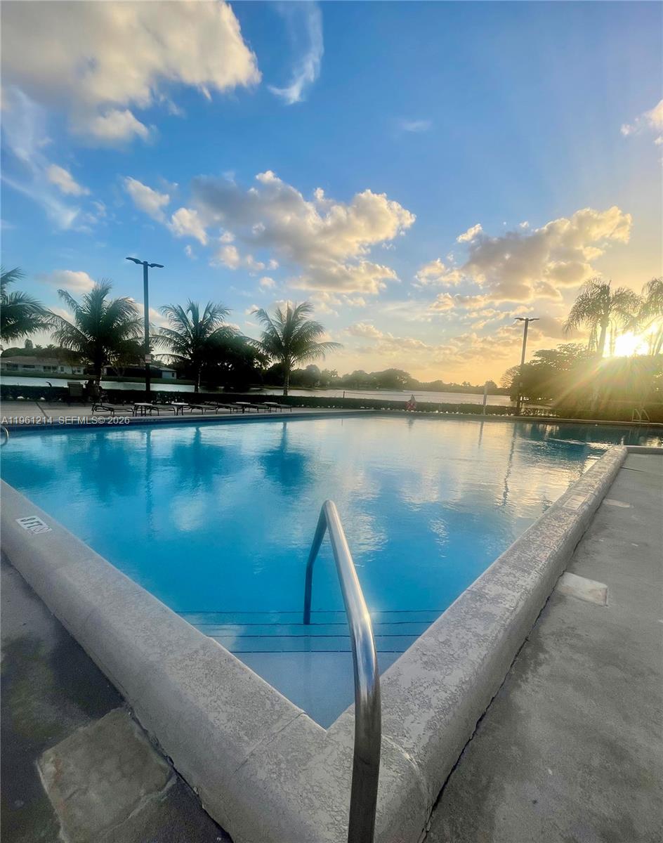 BONAVENTURE LAKES - Residential