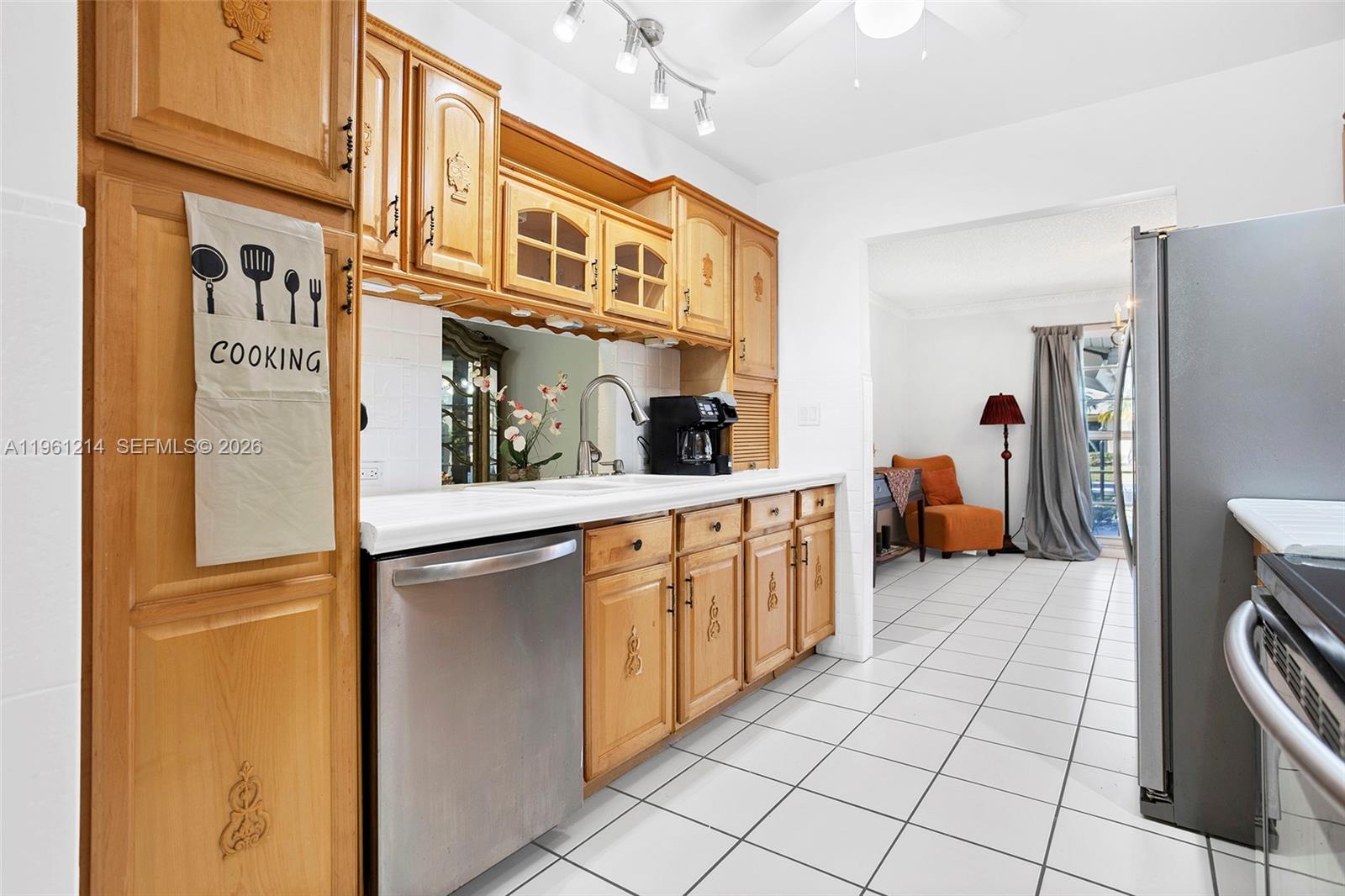 BONAVENTURE LAKES - Residential