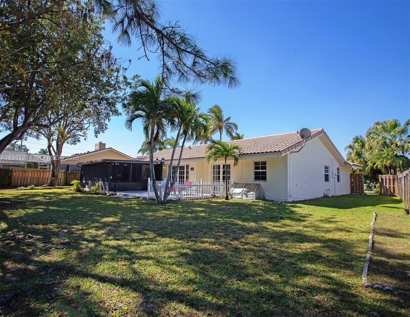 BONAVENTURE LAKES - Residential