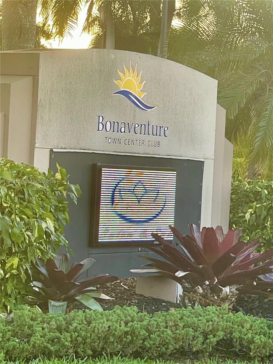 BONAVENTURE LAKES - Residential