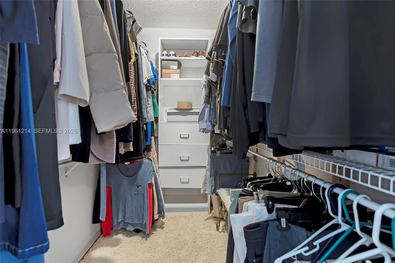 BONAVENTURE LAKES - Residential