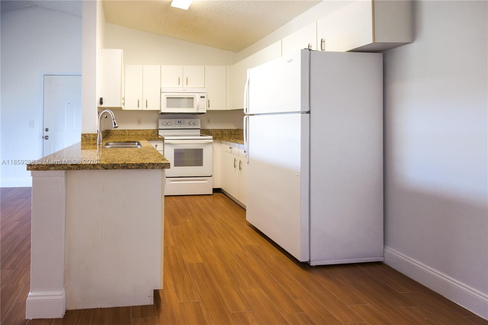 CLUB CARIBE CONDO - Residential Lease