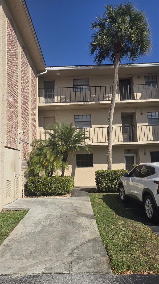 3351 NW 85th Ave 316