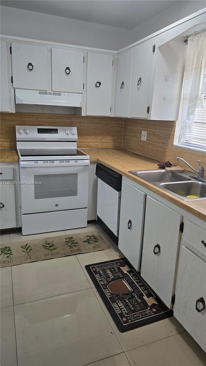 FOREST HILLS CONDO SOUTH - Residential