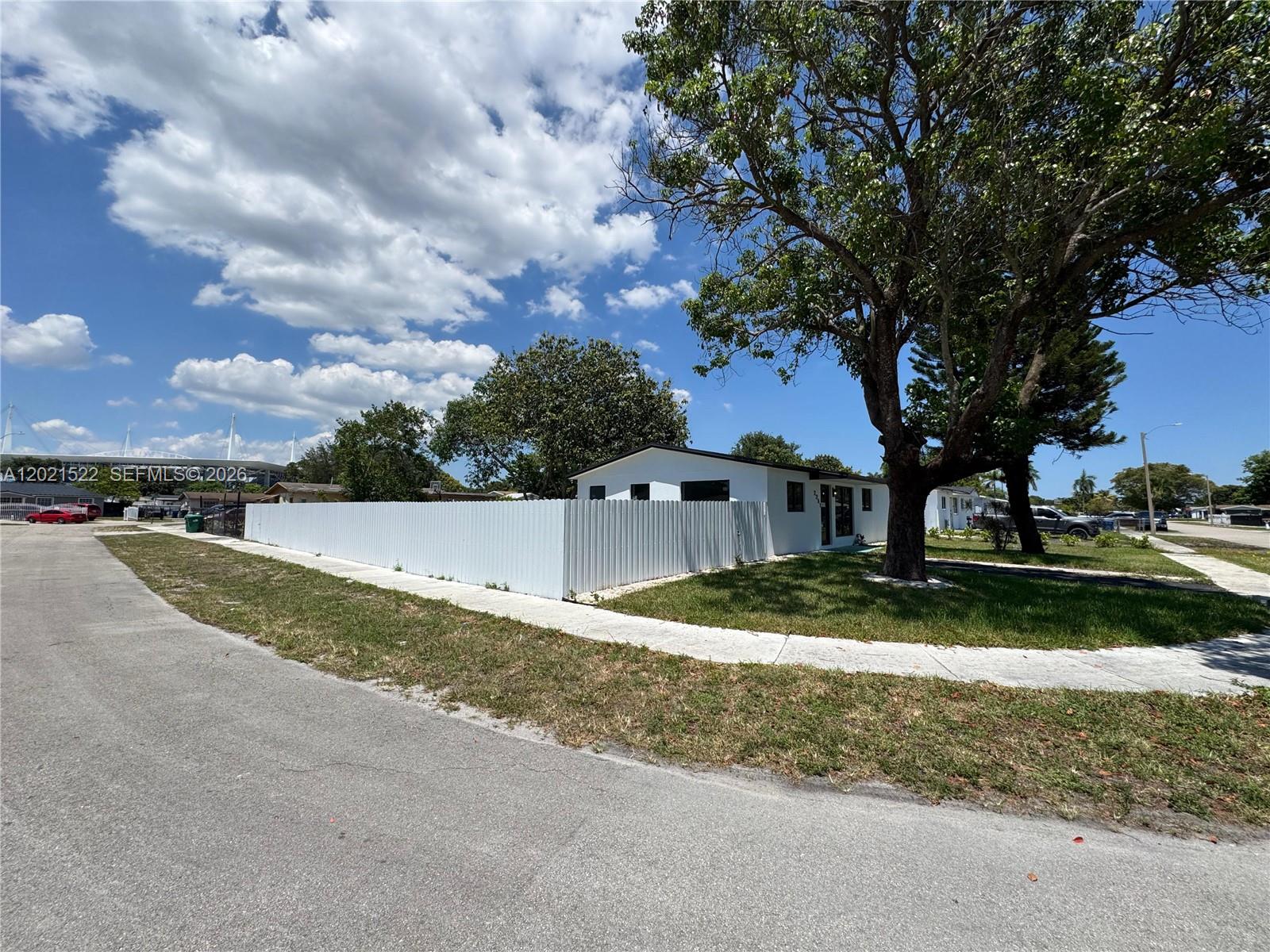 GREENDALE ESTATES SEC FIV - Residential