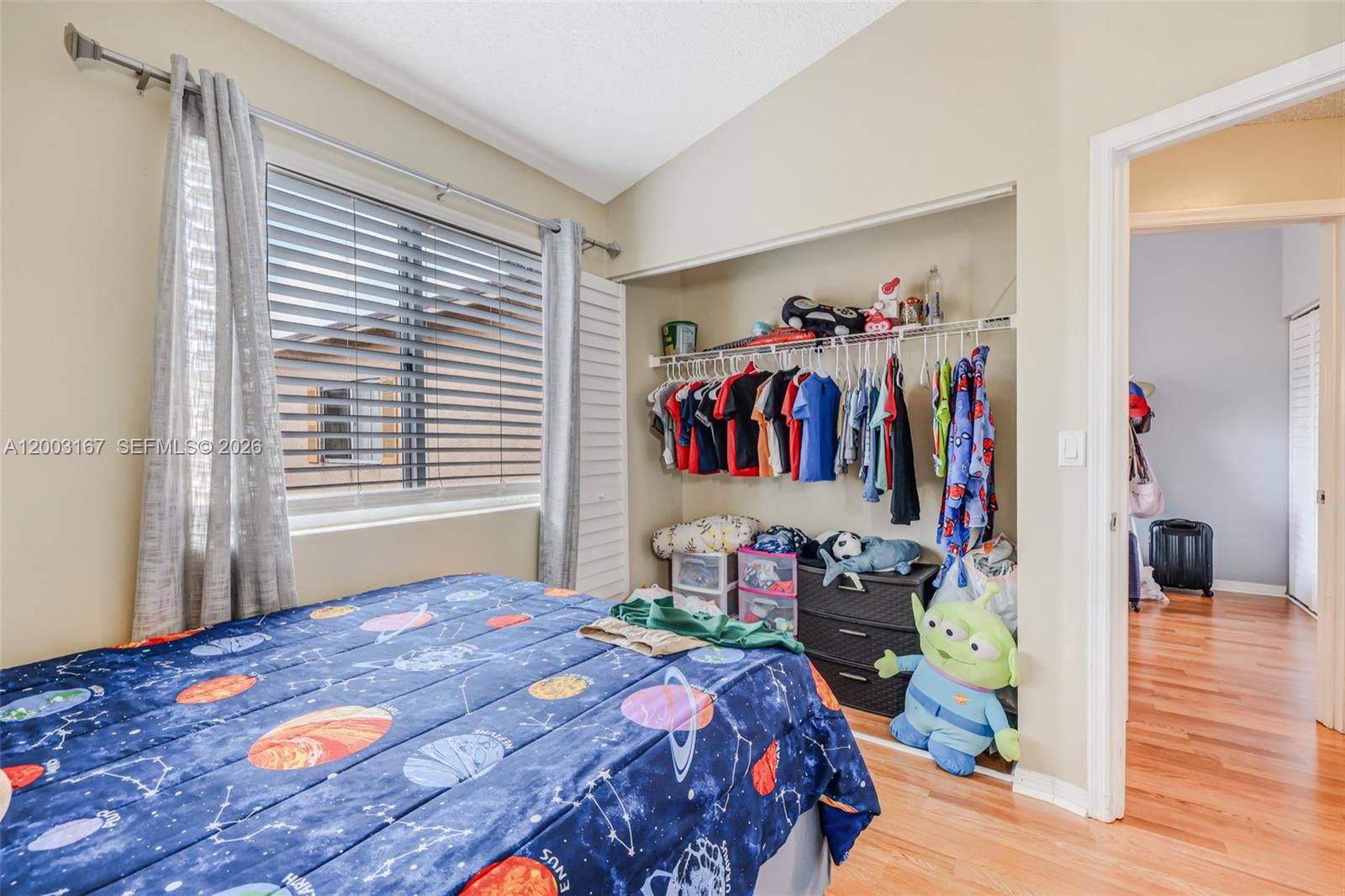 PASEO REAL CONDO - Residential