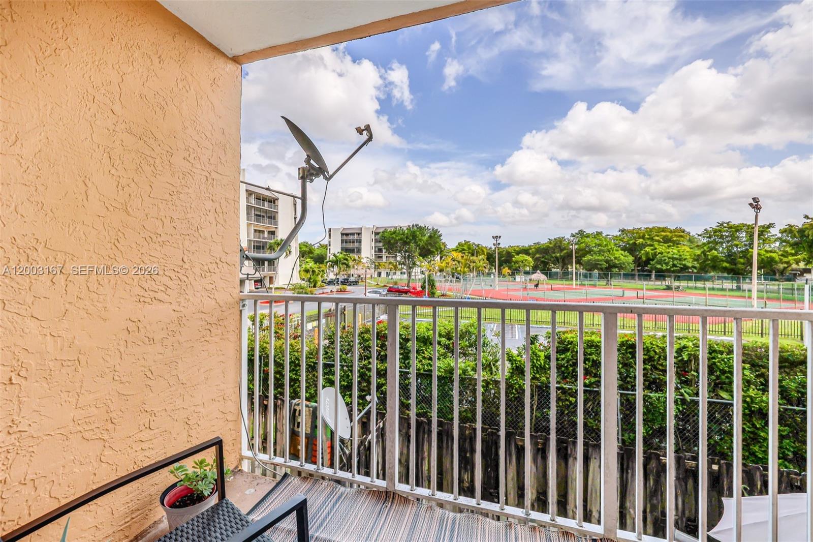 PASEO REAL CONDO - Residential