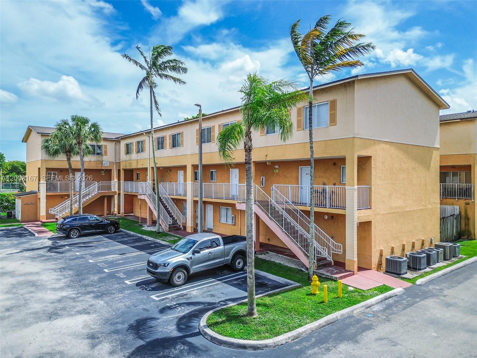 PASEO REAL CONDO - Residential