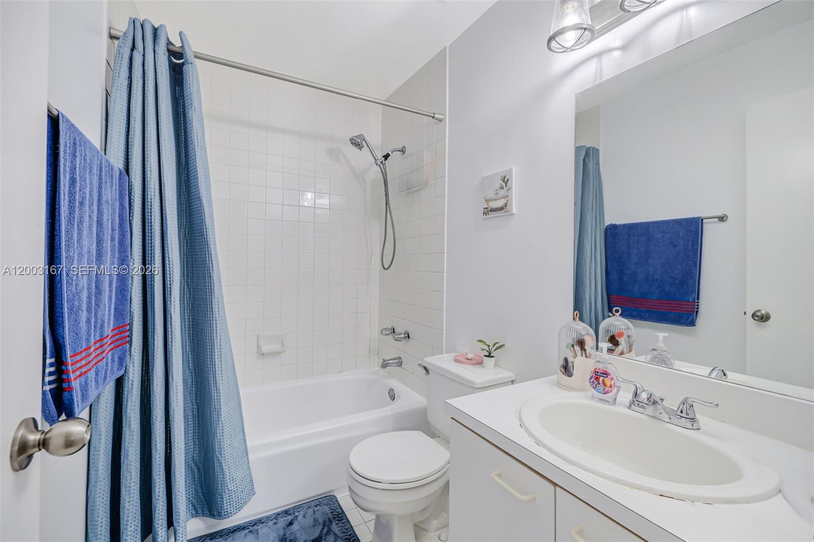 PASEO REAL CONDO - Residential