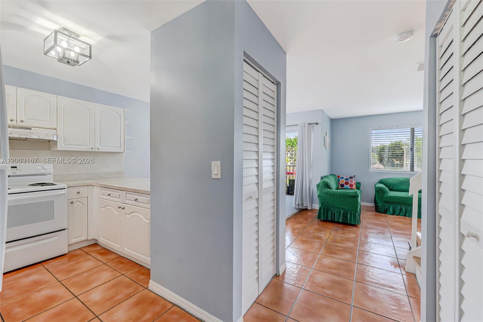 PASEO REAL CONDO - Residential